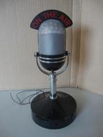 vintage transistorradio in de vorm klassieke retro microfoon, Ophalen of Verzenden