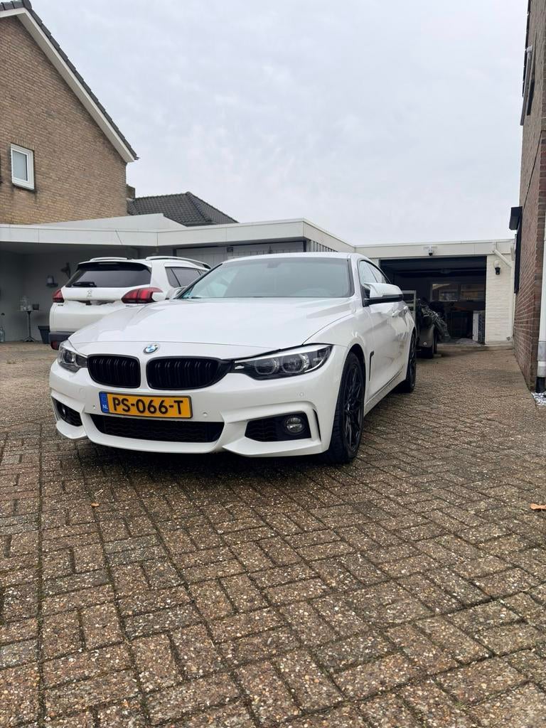 BMW 4-Serie Gran Coupé 420i 250pk Aut 2017 Wit, Auto's, Automaat, 1998 cc, Zwart, 4 cilinders