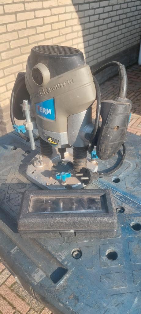 Ferm bovenfrees met beitels, Doe-het-zelf en Verbouw, Gereedschap | Freesmachines, Gebruikt, Bovenfrees, Ophalen of Verzenden