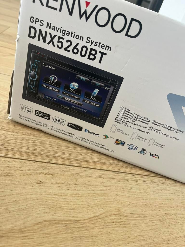 Kenwood dnx5260bt nieuwe in de doos, Auto diversen, Autoradio's, Ophalen of Verzenden, Zo goed als nieuw