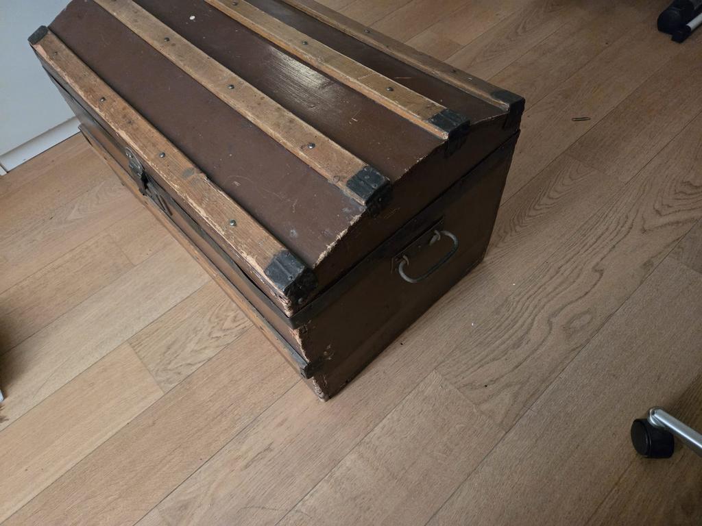 Antieke/vintage dekenkist /hutkoffer, Huis en Inrichting, Woonaccessoires | Kisten, Ophalen, Zo goed als nieuw, Minder dan 50 cm