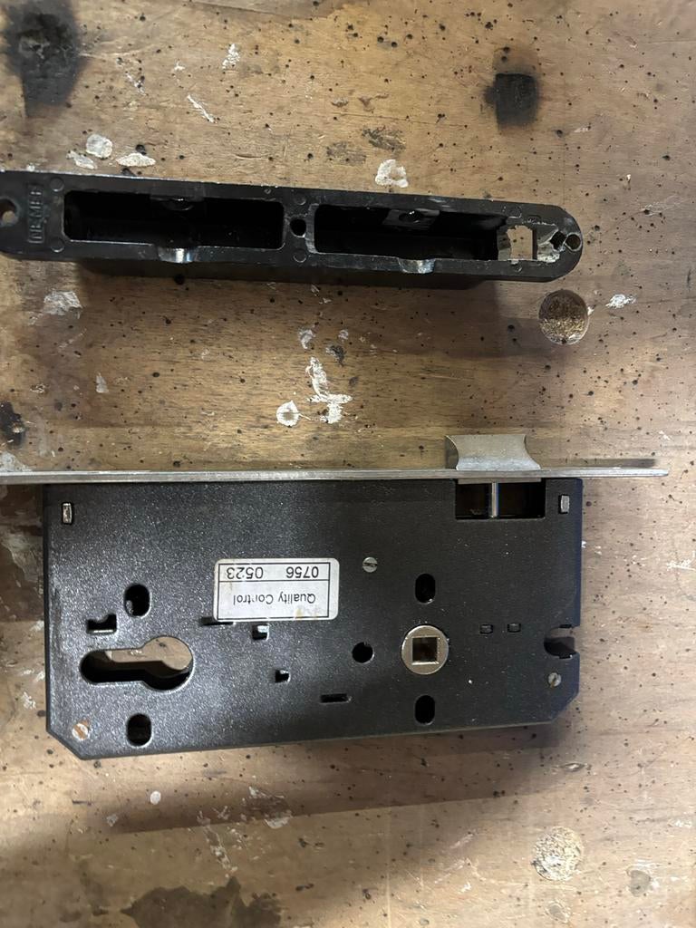 Voordeur slot Iseo Inox, Ophalen of Verzenden, Gebruikt, IJzer, Slot