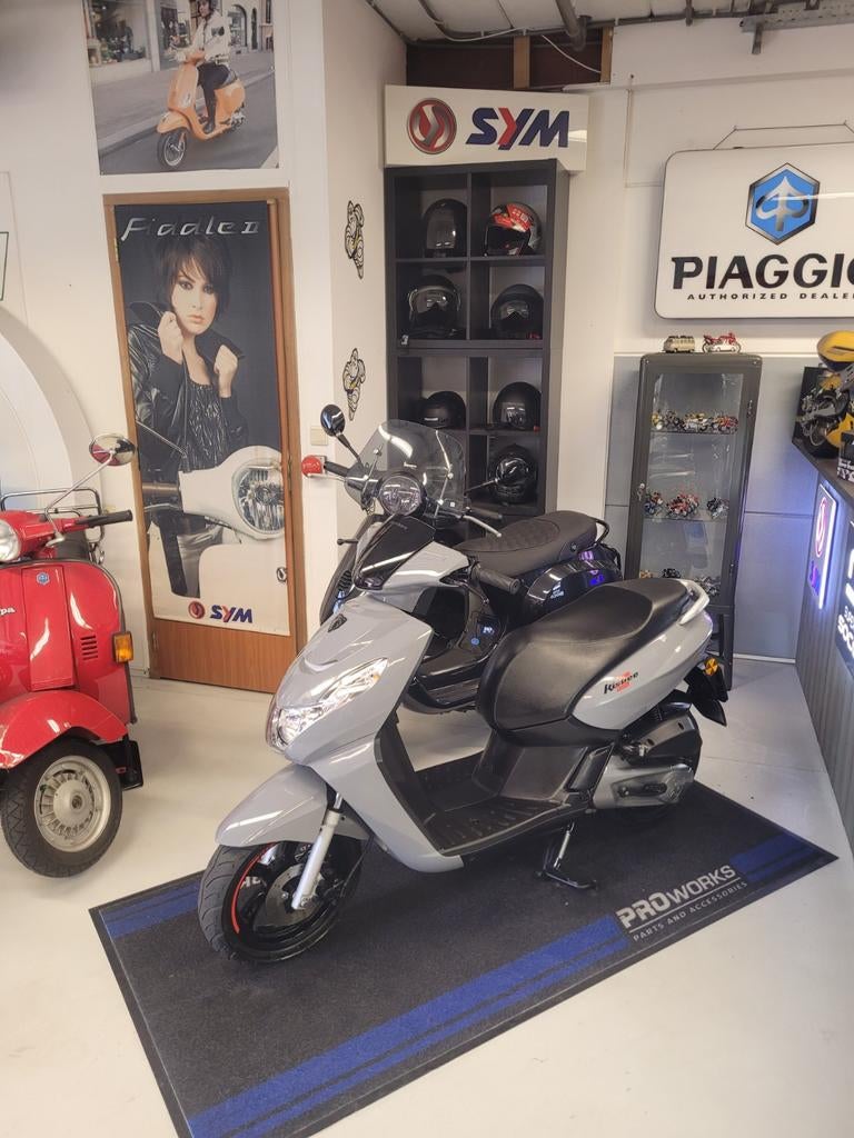 Peugeot kisbee Bouwjaar 2019 AANBIEDING!, Overige modellen, Zo goed als nieuw, Benzine, Peugeot