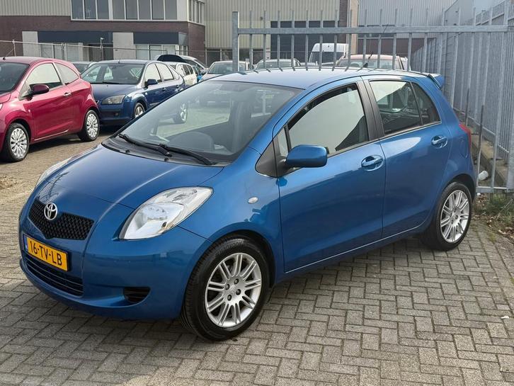 Toyota Yaris 1.3 VVTi Sol 87PK 5 DEURS! NL AUTO NAP! AIRCO l, Auto's, Toyota, Bedrijf, Te koop, Yaris, ABS, Airbags, Airconditioning