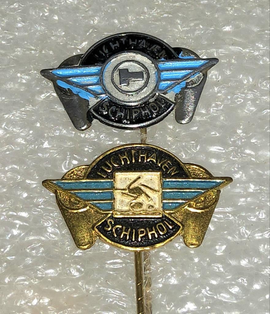 2 Vintage Schiphol Luchthaven Speldjes, Ophalen of Verzenden, Gebruikt, Stad of Land, Speldje of Pin