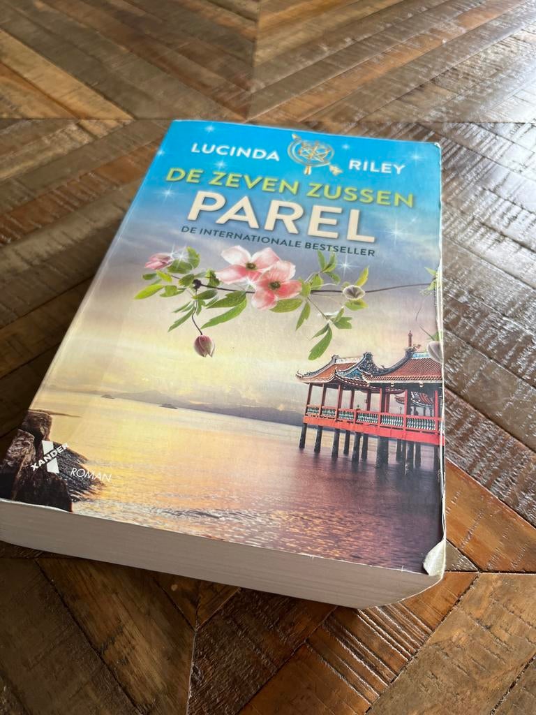 De Zeven Zussen - Parel, Boeken, Ophalen of Verzenden, Gelezen, Nederland