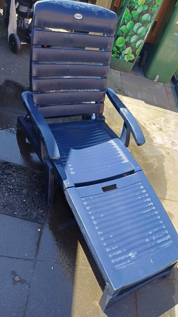 Hartman ligbed op wielen en inklapbaar, Ophalen, Gebruikt, Kunststof, Inklapbaar