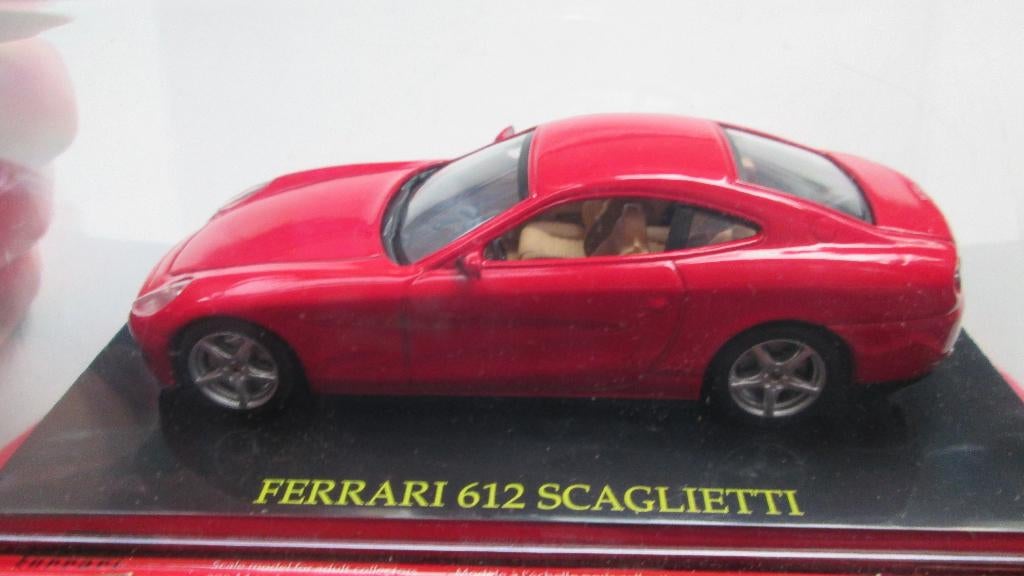 Ferrari 612 Scaglietti in vitrinebox 1:43, Ophalen of Verzenden, Nieuw, Auto, Overige merken