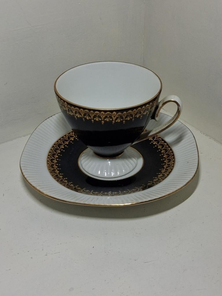 Vintage Chodzieź Espresso Kop en Schotel - Zwart & Goud -, Antiek en Kunst, Antiek | Servies los, Ophalen of Verzenden