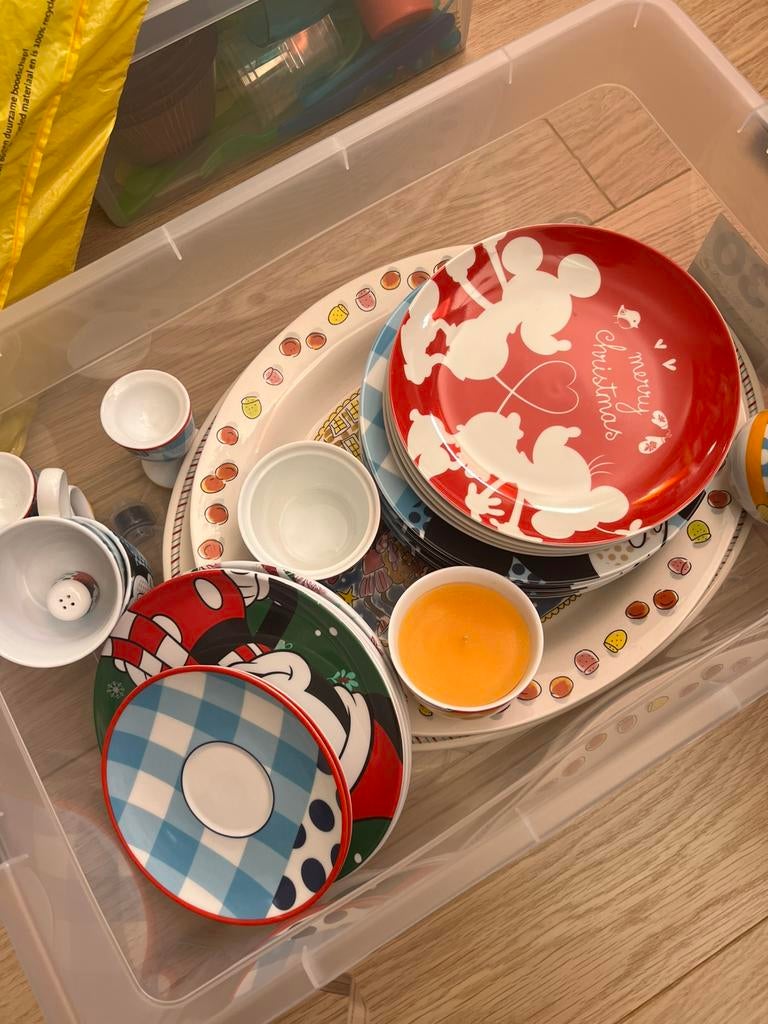Divers disney servies, Verzamelen, Ophalen, Mickey Mouse, Zo goed als nieuw, Servies
