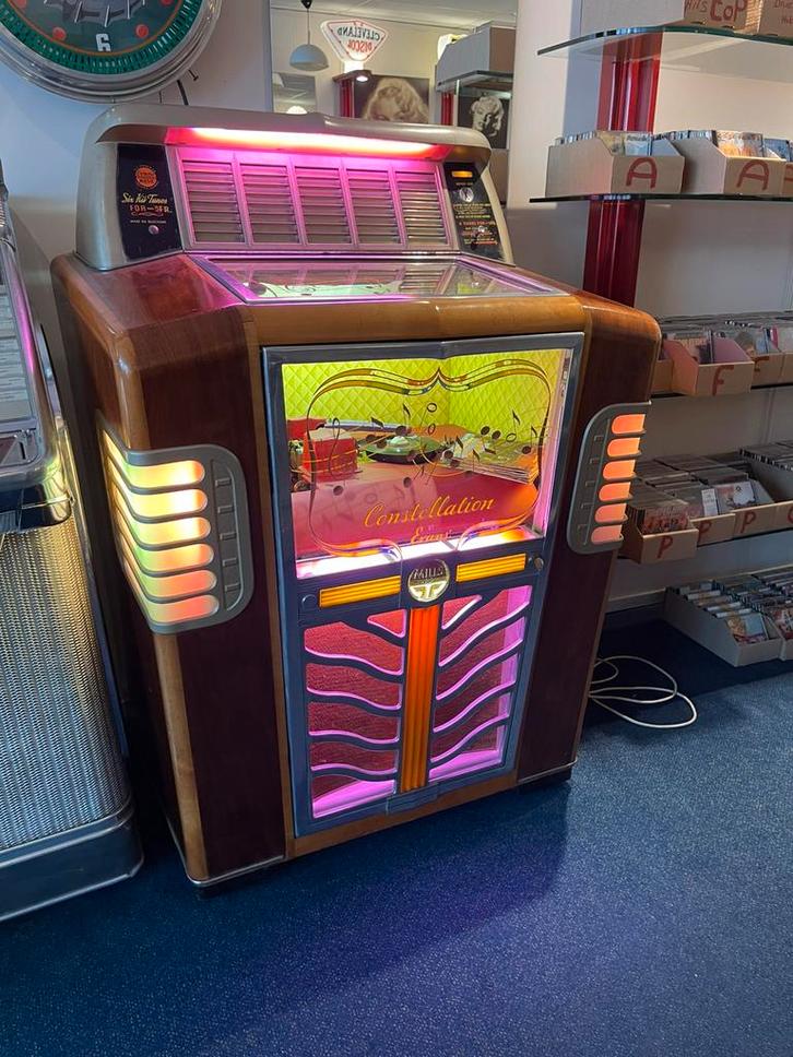 Mills evans jukebox, Verzamelen, Automaten | Jukeboxen, Zo goed als nieuw, Overige merken, 1970 tot heden, Ophalen of Verzenden