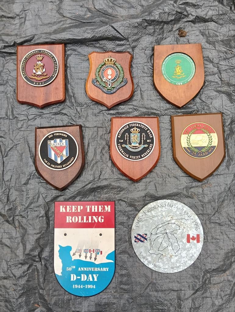 Militaria wandborden en D-Day gedenkplaat, Ophalen of Verzenden