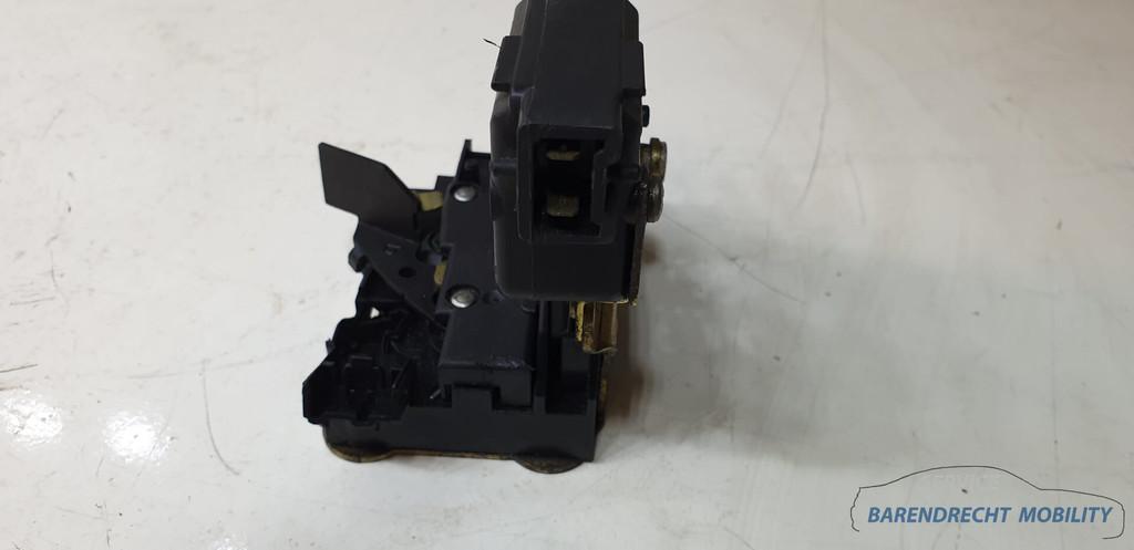 Portierslot rechts Twingo 1 Renault portier slot slotmechnie, Renault Group, Gebruikt, Contact.group@renault.com, Renault