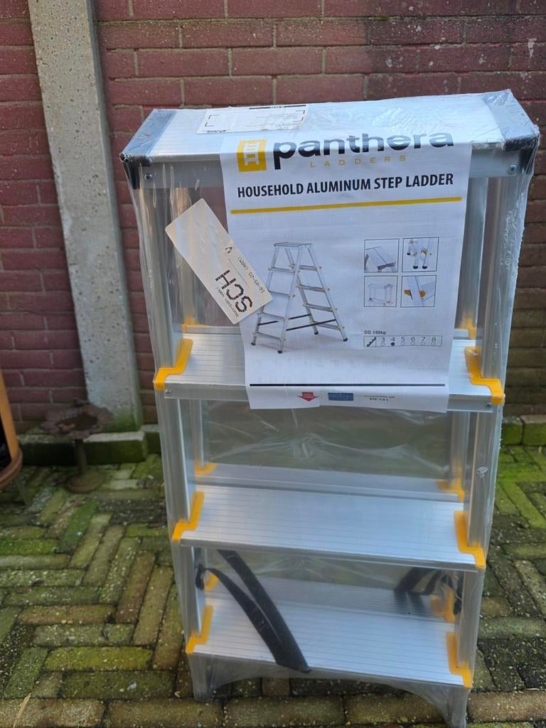 Trapje nieuw 5 treden., Ophalen of Verzenden, Nieuw