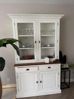 Witte Meubels, Ophalen