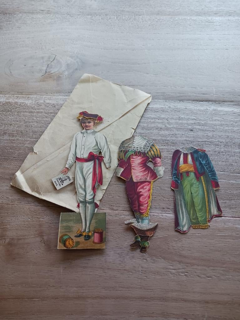 Antieke Brooks naaimachine aankleedpop van karton, Verzamelen, Speelgoed, Gebruikt, Ophalen of Verzenden