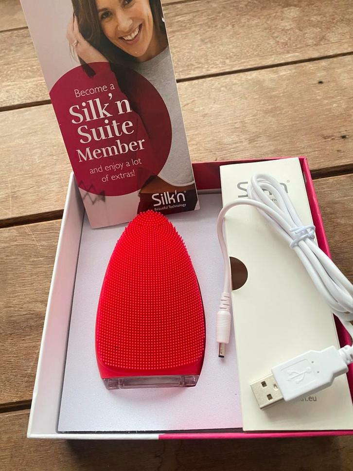 Silk'n Gezichtsreiniger - Zo goed als nieuw, Sieraden, Tassen en Uiterlijk, Uiterlijk | Gezichtsverzorging, Zo goed als nieuw