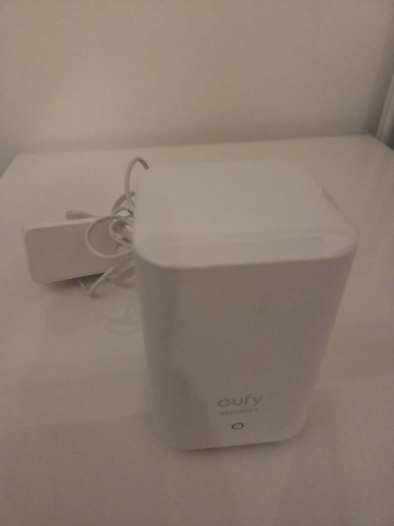 Eufy wifi home base camera station, Ophalen of Verzenden, Zo goed als nieuw