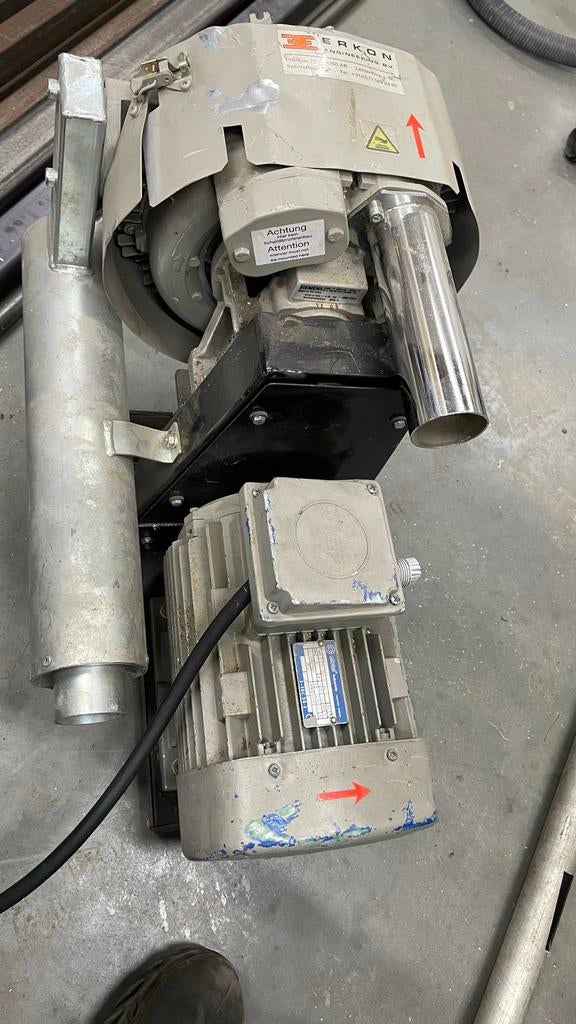 3kw Zijkanaalblower vacuümpomp / industriële luchtpomp, Ophalen, Gebruikt