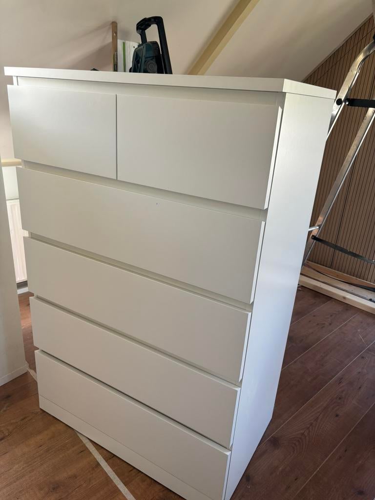 Ikea MALM kast, Huis en Inrichting, Woonaccessoires | Kamerschermen, Ophalen, Zo goed als nieuw