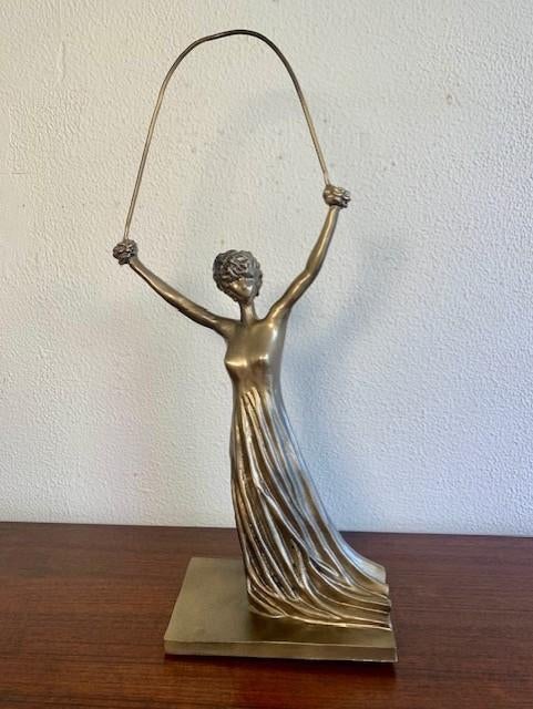 Bronzen Beeld Alice in Wonderland Salvador Dali, Antiek en Kunst, Handgemaakt, Ophalen of Verzenden, Brons, 20 - 50 cm