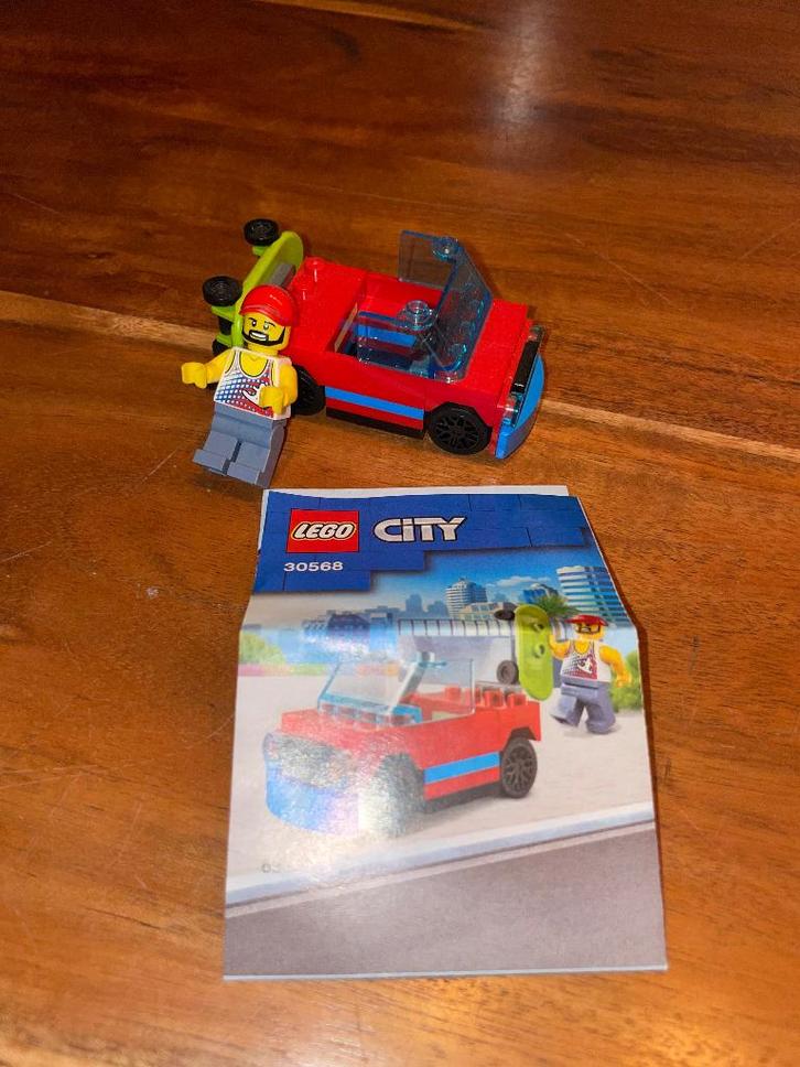Lego 30568 City Skateboarder, Kinderen en Baby's, Speelgoed | Duplo en Lego, Zo goed als nieuw, Lego, Complete set, Ophalen of Verzenden
