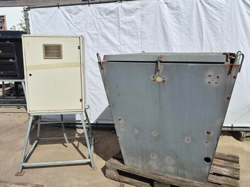 Bouwwaterput en 63A bouwstroomkast in nette staat, Ophalen, Gebruikt