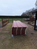 2 stuks Falk sandwichpanelen TR3+ 40mm, 4600mm lang, 10 tot 15 m², Zo goed als nieuw, Metaal, Rood