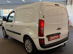 Mercedes-Benz Citan 108 CDI BlueEFFICIENCY| ECC AIRCO| ELECP, Voorwielaandrijving, Euro 5, Stof, Gebruikt