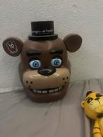 Five Nights at Freddy's set: masker en knuffels, Ophalen of Verzenden, Zo goed als nieuw, Beer