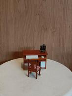 Bureau met stoeltje poppenhuis, Verzamelen, Poppenhuizen en Toebehoren, Ophalen of Verzenden, Poppenhuis