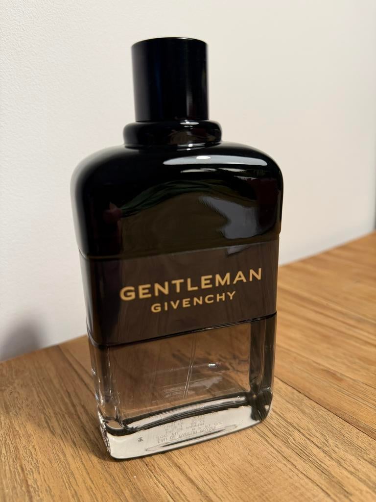 Givenchy “Gentleman” Boisée Eau de Parfum 200ml, Sieraden, Tassen en Uiterlijk, Uiterlijk | Parfum, Ophalen, Nieuw