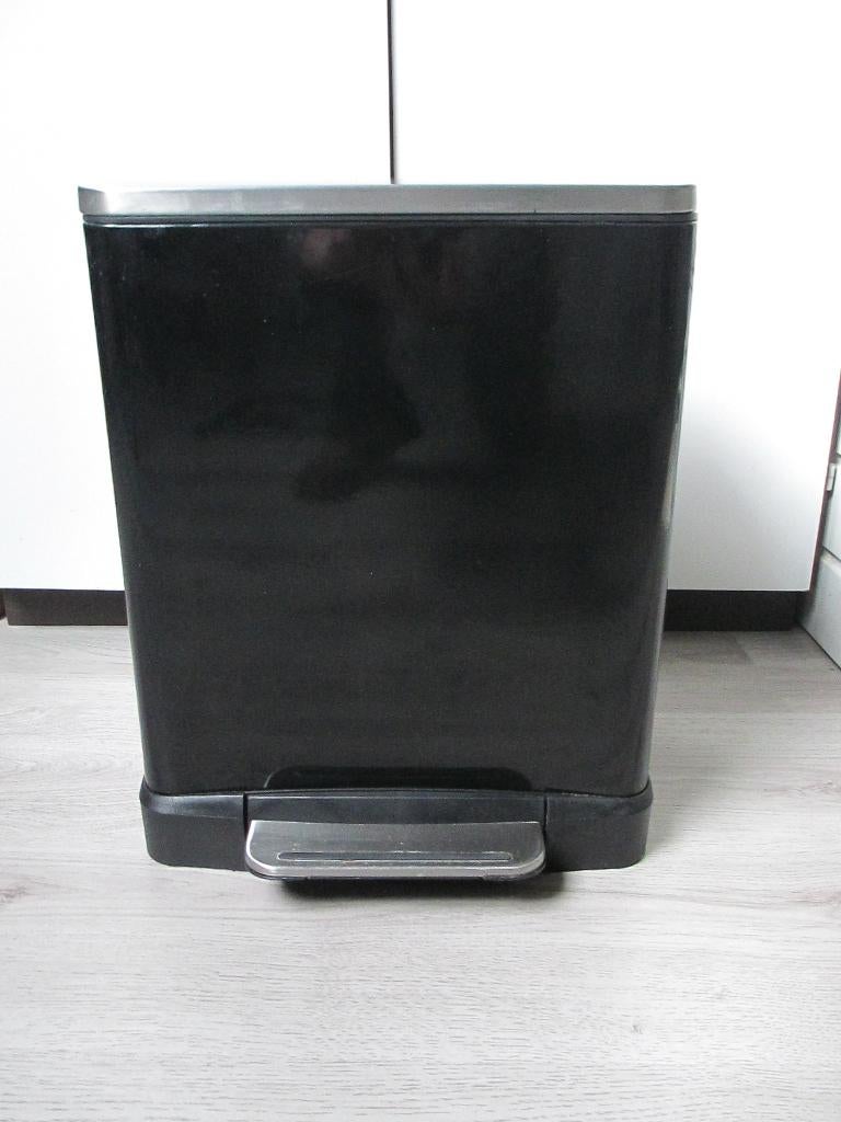 Pendaalemmer..Afvalemmer.., Ophalen, Gebruikt, Met pedaal, Metaal