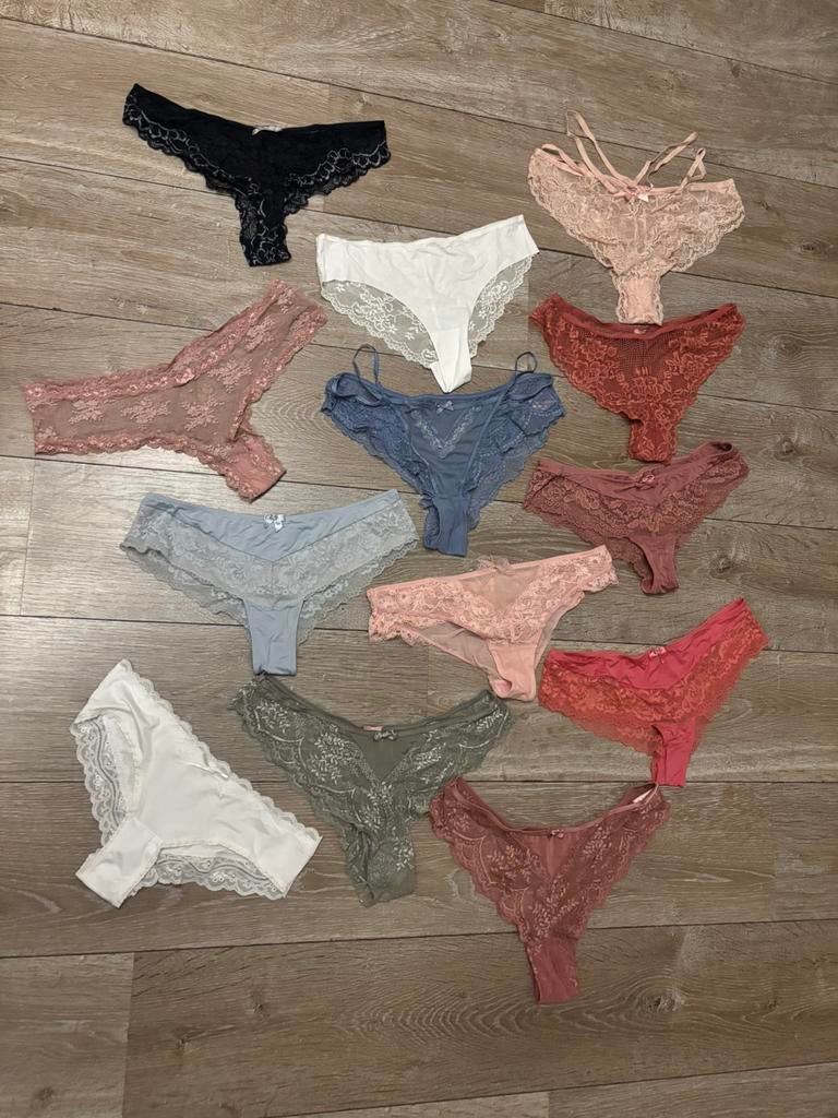 13 strings Hunkemöller maat M, Verzenden, Roze, String