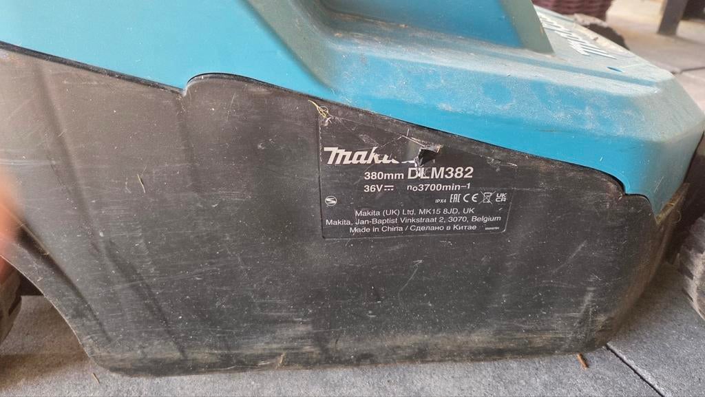 Makita DLM382 36V (2x18V) Accu Grasmaaier 38cm, Gebruikt, Accu-grasmaaier, Ophalen of Verzenden, Makita