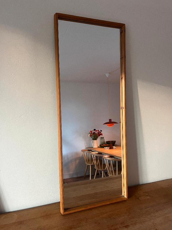 Vintage Deense spiegel van grenenhout, Huis en Inrichting, Woonaccessoires | Spiegels, Zo goed als nieuw, Minder dan 50 cm, Minder dan 100 cm