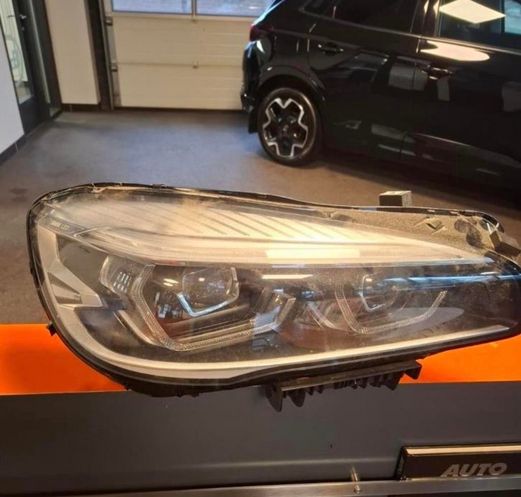Koplamp RECHTS BMW 2 Tourer (F45) 218D.
In goede en nette st, Auto-onderdelen, Ophalen, BMW