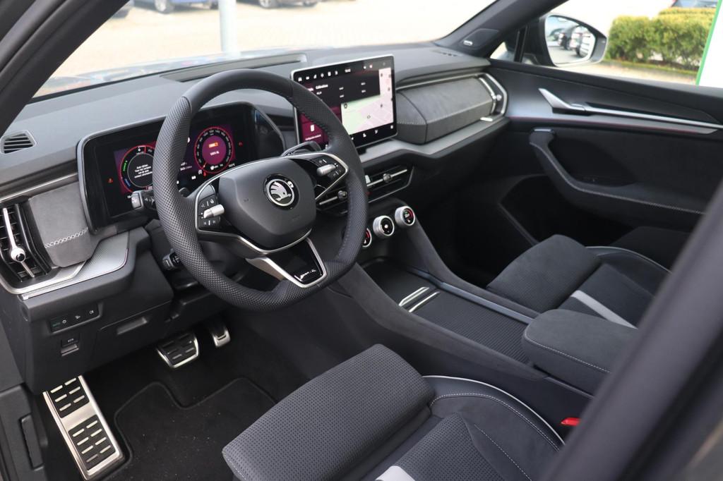 Skoda Kodiaq Sportline Business 1.5 TSI PHEV | Trekhaak | Pa, Auto's, Skoda, Zwart, 4 cilinders, Bedrijf, Nieuw