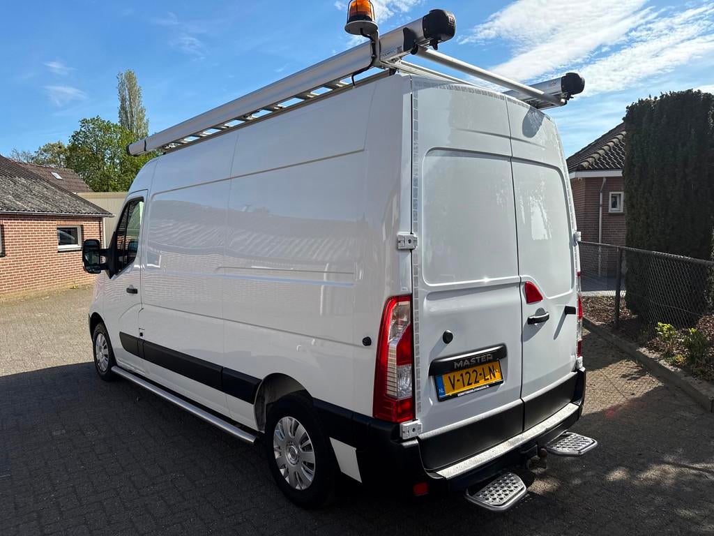 Renault Master T35 2.3 dCi L2H2 E6 servicebus bott inrichtin, Auto's, Bestelauto's, Gebruikt, Euro 6, 4 cilinders, Parkeersensor