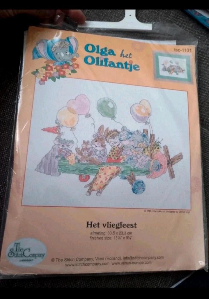 Nieuw pakket Olga het olifantje het vliegfeest, Ophalen of Verzenden, Nieuw, Borduurpakket