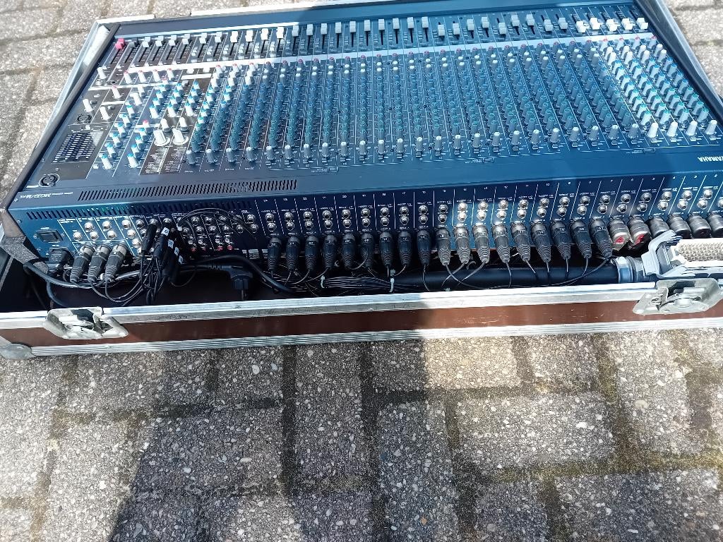 Yamaha MG32/14FX Mixing Console, Ophalen, Gebruikt, 20 kanalen of meer
