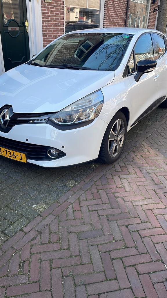 Renault Clio 0.9 TCE 66KW 5-DRS 2016 Wit, Auto's, Renault, Particulier, Clio, Benzine, B, Hatchback, Handgeschakeld, Origineel Nederlands