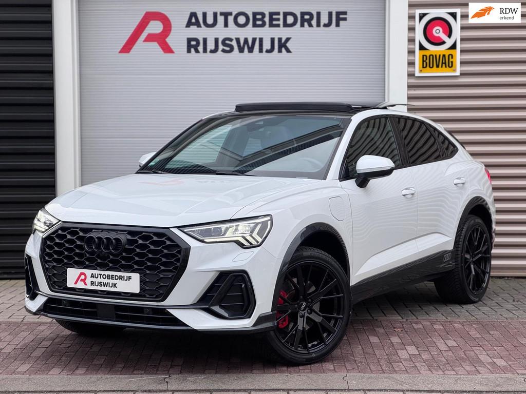 Audi Q3 Sportback 45 TFSI e S Edition Pano/360/Sfeer/Keyless, Auto's, Audi, 12 maanden, Gebruikt, Wit, Hybride Elektrisch/Benzine