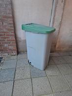 Grijze container met groen deksel en wielen, Ophalen, Kunststof, Gebruikt, 40 liter of meer