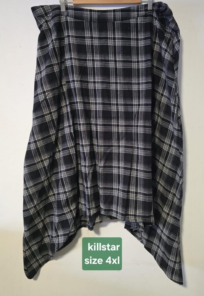 Nieuwe Killstar rok maat 4XL, Kleding | Dames, Rokken, Zwart, Maat 46/48 (XL) of groter, Nieuw, Ophalen of Verzenden