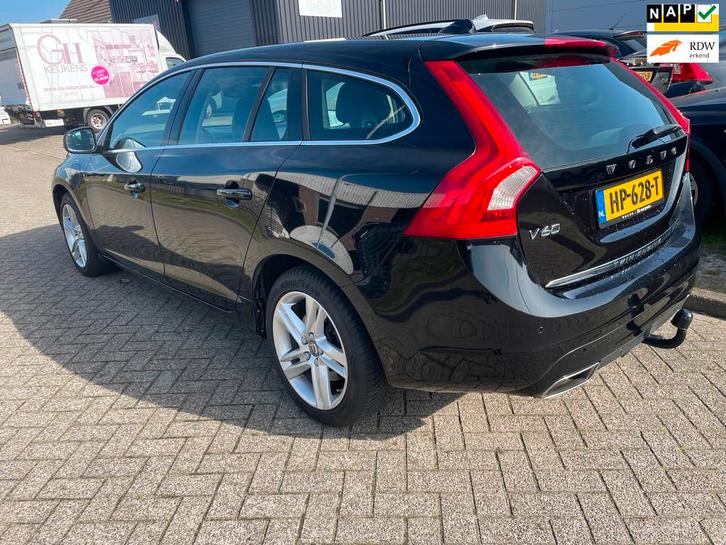 Volvo V60 2.4 D6 Twin Engine Momentum Garantie, Auto's, Volvo, Bedrijf, Te koop, V60, 4x4, ABS, Airbags, Airconditioning, Bluetooth
