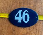 Huisnummer 46 zwaar geëmailleerd 11,5x7,5 cm blauw met wit., Ophalen of Verzenden, Zo goed als nieuw