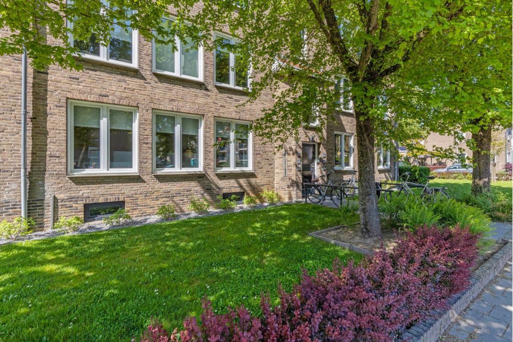 NIEUW! Woonruimte te huur Burg. Waszinkstraat, Heerlen