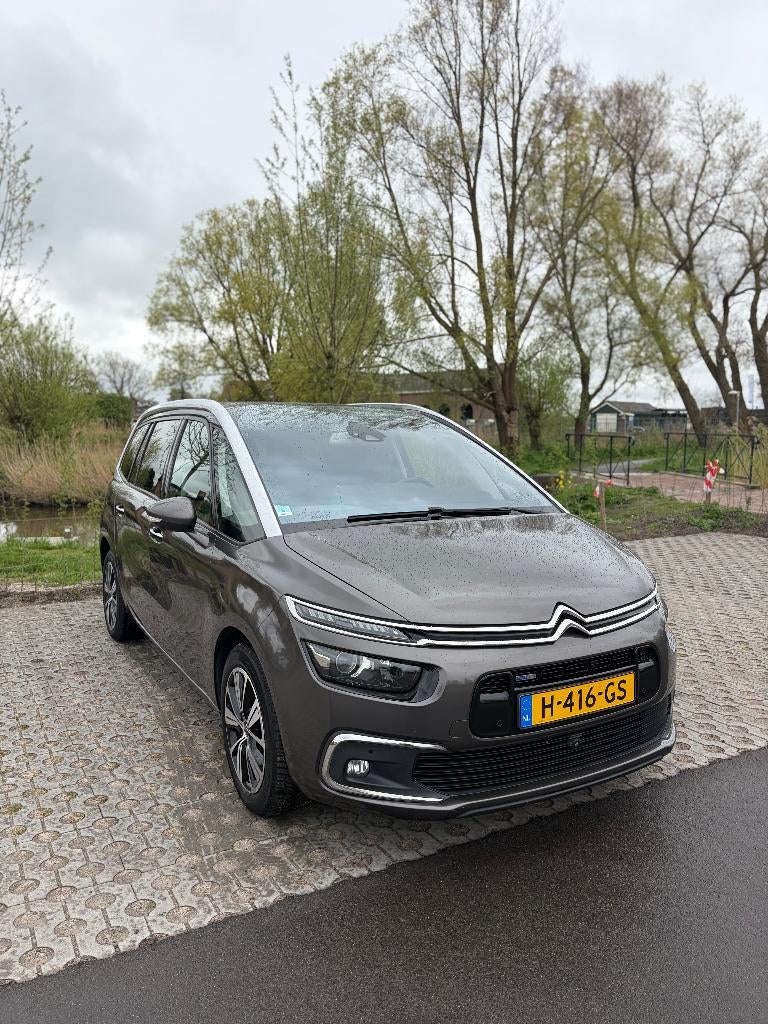 Citroën C4 1.2 Puretech 130pk S&S 2017 Grijs, Voorwielaandrijving, Stof, Euro 6, 1199 cc