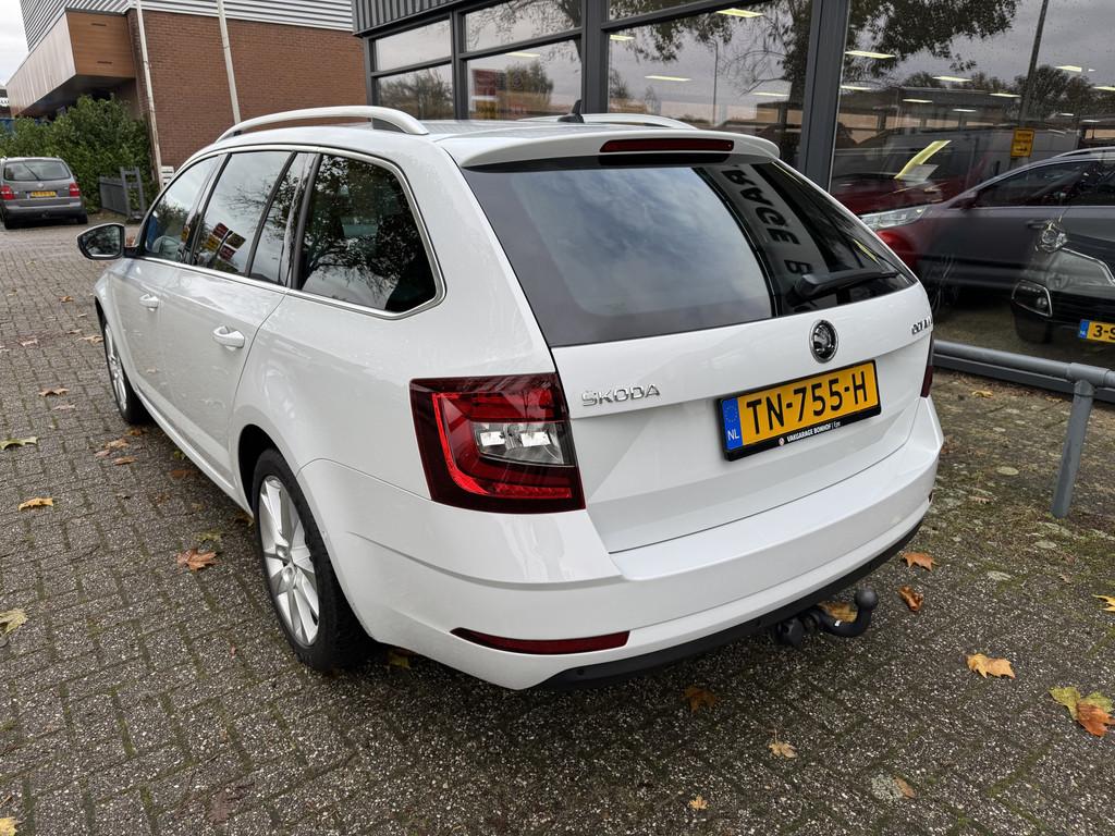 Skoda Octavia Combi 1.0 TSI Greentech Style Business AUTOMAA, Euro 6, 116 pk, Wit, Origineel Nederlands